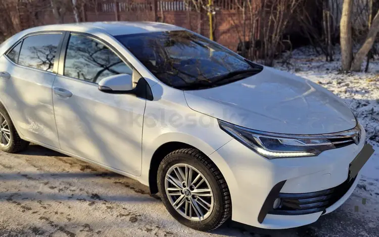 Toyota Corolla 2018 года за 8 500 000 тг. в Караганда