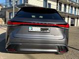 Lexus RX 500h 2023 годаүшін40 000 000 тг. в Актобе – фото 4