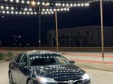 Toyota Camry 2017 года за 6 700 000 тг. в Атырау