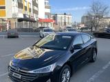 Hyundai Elantra 2019 года за 7 100 000 тг. в Атырау – фото 3