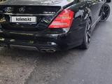 Mercedes-Benz S 65 AMG 2006 годаүшін9 492 857 тг. в Алматы – фото 2