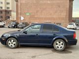 Volkswagen Jetta 2002 годаfor1 999 999 тг. в Астана