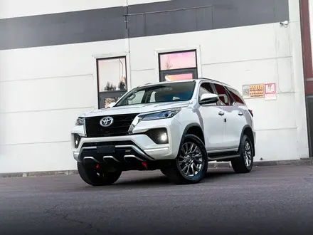 Toyota Fortuner 2022 года за 28 000 000 тг. в Алматы