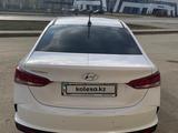 Hyundai Accent 2021 года за 9 000 000 тг. в Актобе – фото 4