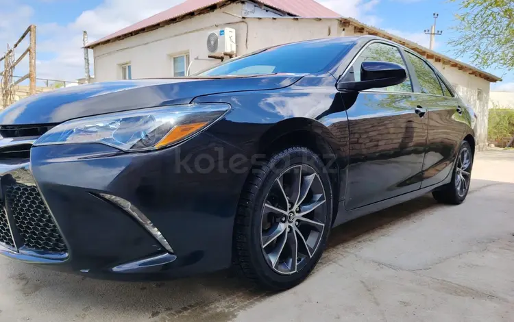Toyota Camry 2017 года за 8 300 000 тг. в Актау