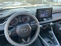 Toyota RAV4 2020 года за 15 500 000 тг. в Атырау – фото 4