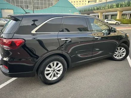 Kia Sorento 2019 года за 11 800 000 тг. в Астана – фото 4