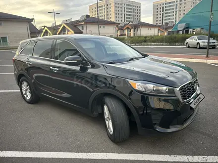 Kia Sorento 2019 года за 11 800 000 тг. в Астана – фото 3