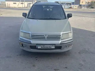 Mitsubishi Space Wagon, 1999