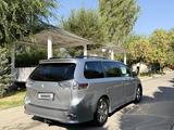 Toyota Sienna 2017 года за 14 400 000 тг. в Шымкент – фото 3