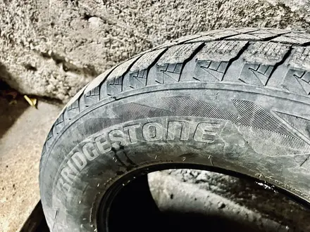 1 шина Bridgestone 285/65/17 за 49 990 тг. в Астана – фото 3