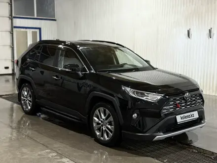 Toyota RAV4 2020 года за 15 000 000 тг. в Уральск – фото 3