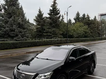 Toyota Camry 2014 года за 8 300 000 тг. в Алматы