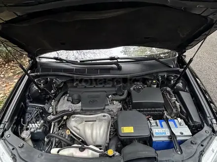 Toyota Camry 2014 года за 8 300 000 тг. в Алматы – фото 24