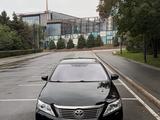 Toyota Camry 2014 года за 8 300 000 тг. в Алматы – фото 2