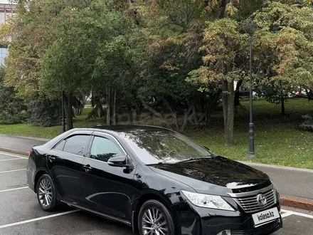 Toyota Camry 2014 года за 8 300 000 тг. в Алматы – фото 3