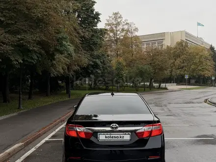Toyota Camry 2014 года за 8 300 000 тг. в Алматы – фото 5