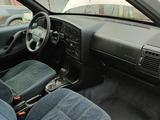 Volkswagen Passat 1993 годаүшін1 650 000 тг. в Уральск – фото 4