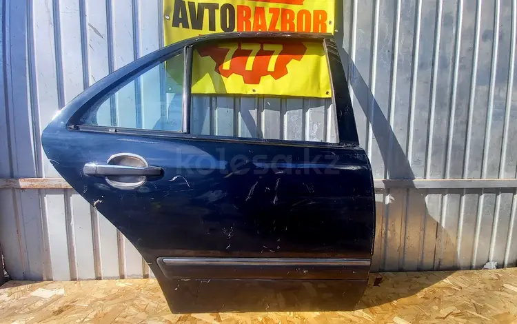 Дверь задний правый на Mercedes-Benz W210 за 20 000 тг. в Тараз