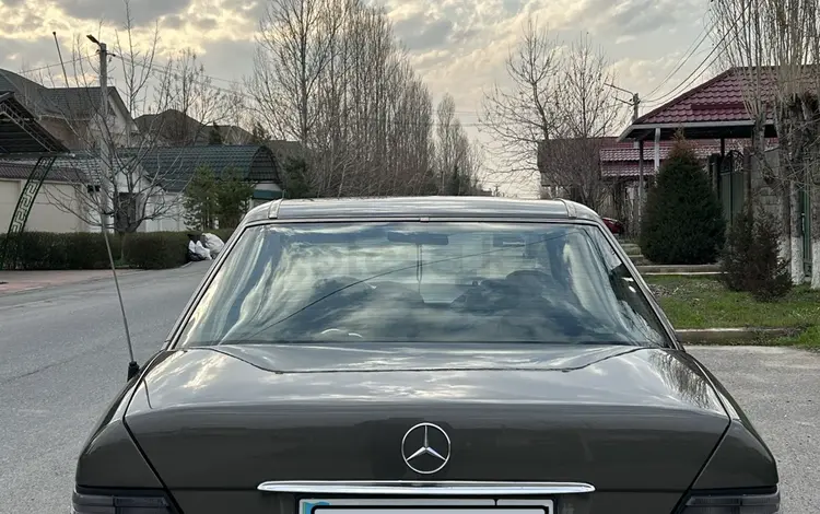 Mercedes-Benz E 280 1994 года за 2 400 000 тг. в Шымкент