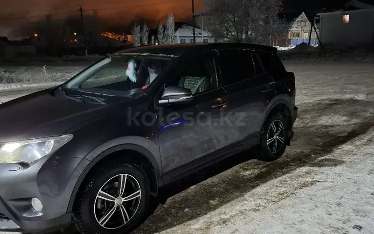 Toyota RAV4 2014 года за 10 000 000 тг. в Актобе