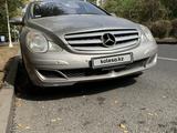 Mercedes-Benz R 350 2006 годаfor5 500 000 тг. в Алматы