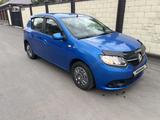 Renault Sandero 2014 года за 2 500 000 тг. в Усть-Каменогорск – фото 2