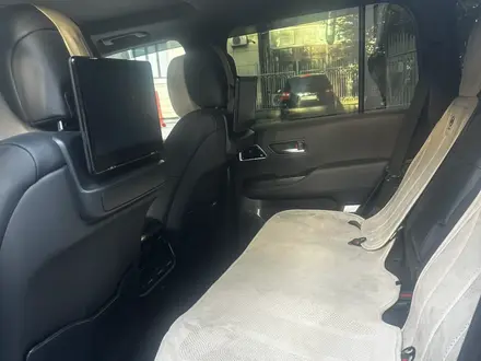 Toyota Land Cruiser 2023 года за 57 000 000 тг. в Алматы – фото 8