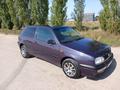 Volkswagen Golf 1993 годаfor1 850 000 тг. в Актобе