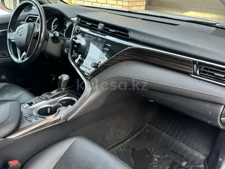 Toyota Camry 2018 года за 12 500 000 тг. в Караганда – фото 12