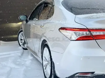 Toyota Camry 2018 года за 12 500 000 тг. в Караганда – фото 8