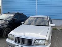 Mercedes-Benz C 200 1995 года за 1 850 000 тг. в Караганда