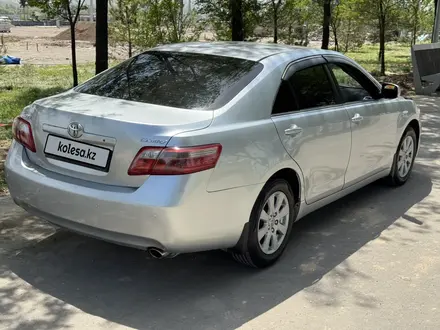Toyota Camry 2007 года за 6 000 000 тг. в Алматы – фото 2
