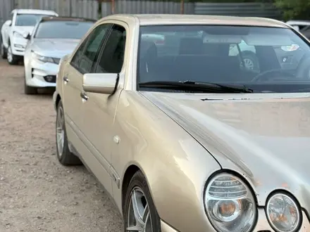 Mercedes-Benz E 280 1997 года за 2 300 000 тг. в Астана – фото 7
