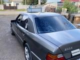 Mercedes-Benz E 200 1992 годаfor1 500 000 тг. в Караганда – фото 2