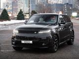 Land Rover Range Rover Sport 2023 года за 84 000 000 тг. в Алматы – фото 4