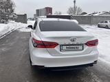 Toyota Camry 2018 годаүшін14 500 000 тг. в Алматы – фото 3