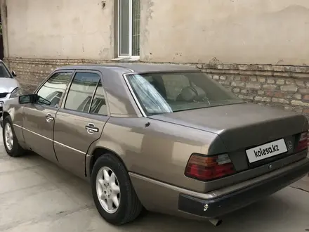 Mercedes-Benz E 230 1992 года за 1 200 000 тг. в Кызылорда – фото 5