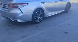 Toyota Camry 2017 года за 10 200 000 тг. в Жаркент – фото 3