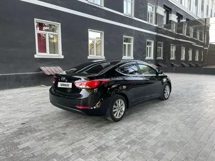 Hyundai Elantra 2015 года за 7 200 000 тг. в Шымкент – фото 3