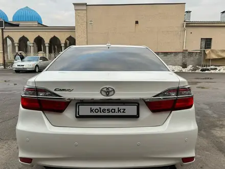 Toyota Camry 2017 года за 10 000 000 тг. в Алматы – фото 4