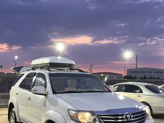 Toyota Fortuner, 2012