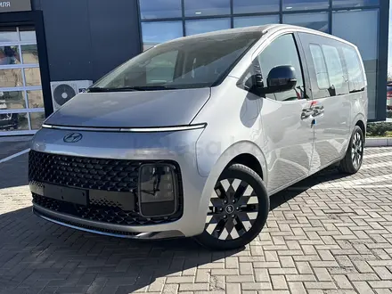 Hyundai Staria 2024 года за 26 390 000 тг. в Караганда