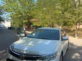 Toyota Camry 2017 года за 12 700 000 тг. в Шымкент – фото 2