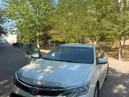 Toyota Camry 2017 года за 12 700 000 тг. в Шымкент – фото 2