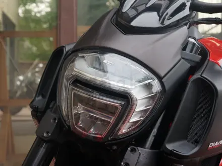 Ducati  DIAVEL CARBON 2014 года за 4 990 000 тг. в Шымкент – фото 5