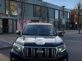 Toyota Land Cruiser Prado 2023 года за 27 800 000 тг. в Алматы