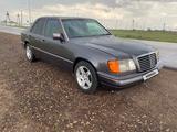 Mercedes-Benz E 280 1994 года за 2 200 000 тг. в Астана – фото 2