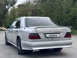 Mercedes-Benz E 200 1994 годаүшін1 350 000 тг. в Алматы – фото 5