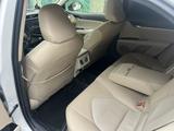 Toyota Camry 2020 года за 12 300 000 тг. в Актау – фото 5